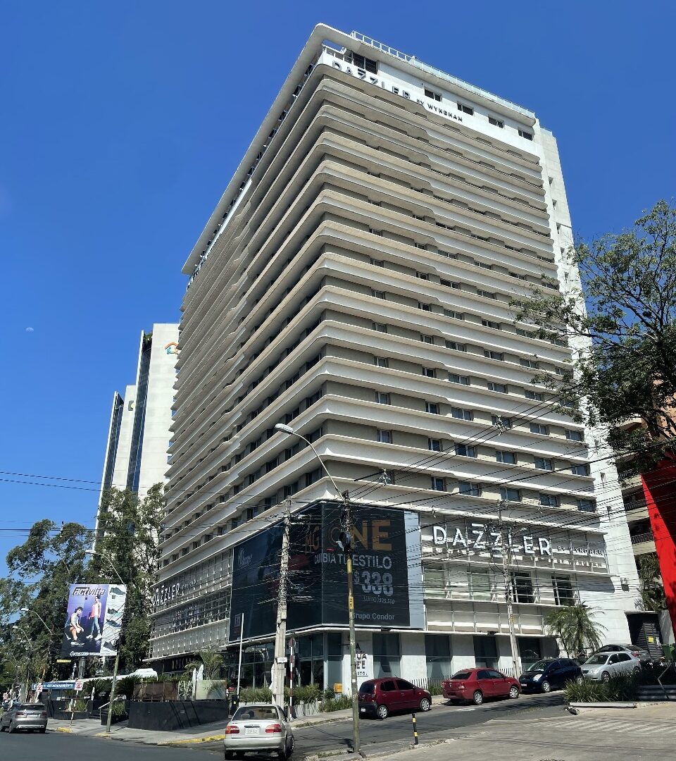 Hotel Dazzler_04