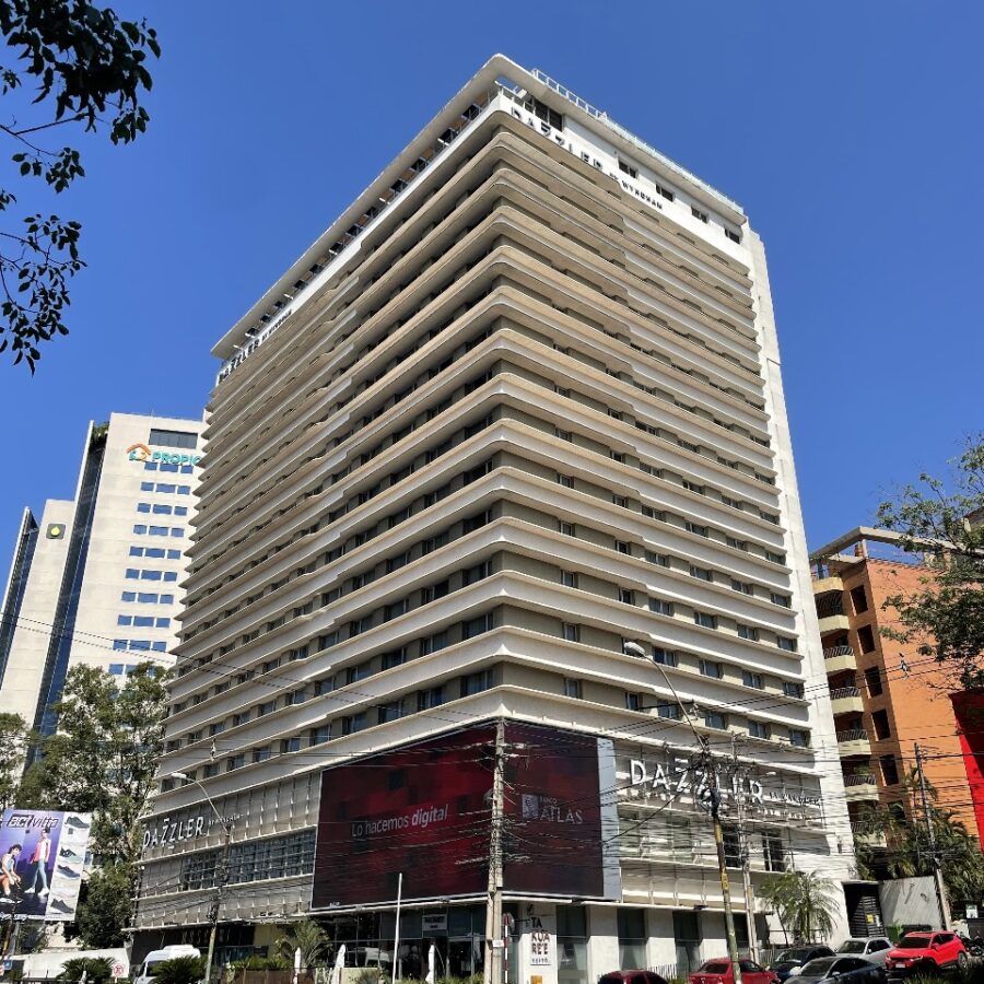Hotel Dazzler